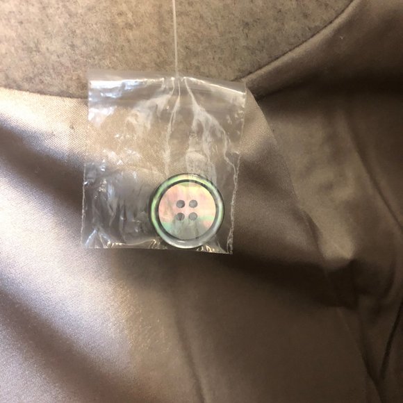 Rare Linennaive Cashmere Coat in Oat | EUC - Picture 9 of 9